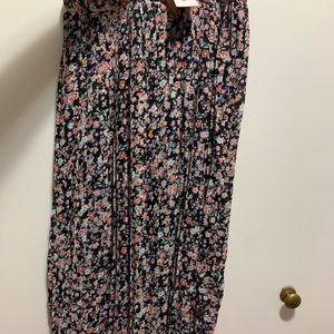 Suzy shier floral skirt with elastic waist